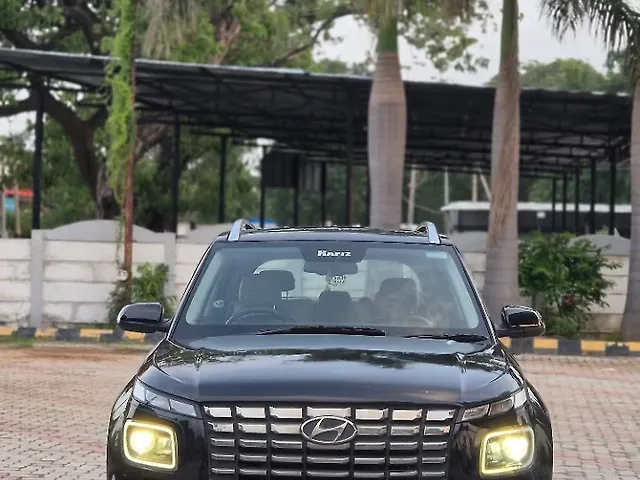 Used 2024 Hyundai Venue in Anand