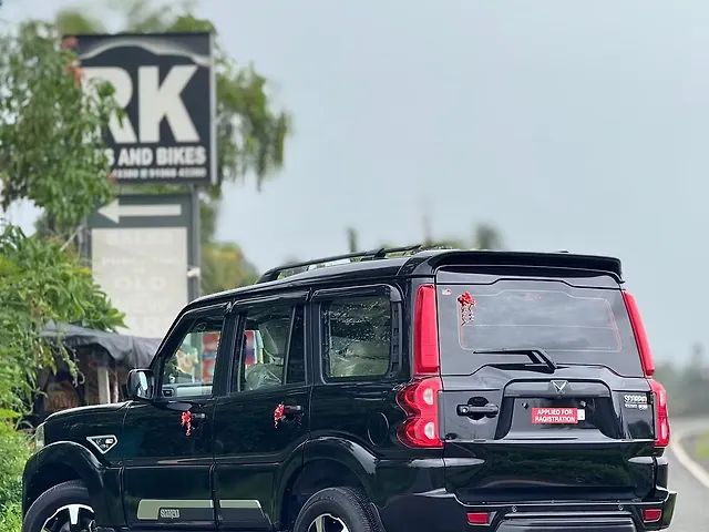 Used Mahindra Scorpio S Diesel Turbo Manual 7 STR in Valsad