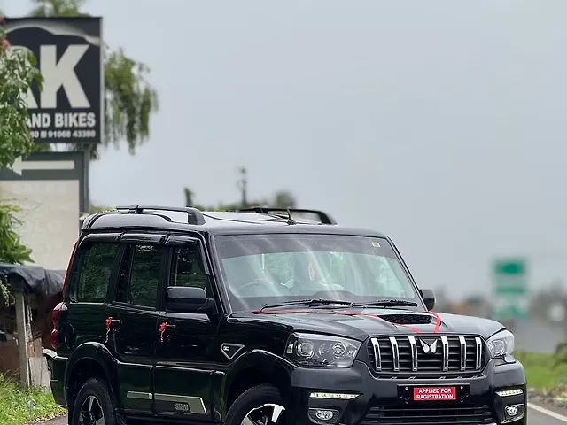 Used Mahindra Scorpio S Diesel Turbo Manual 7 STR in Valsad