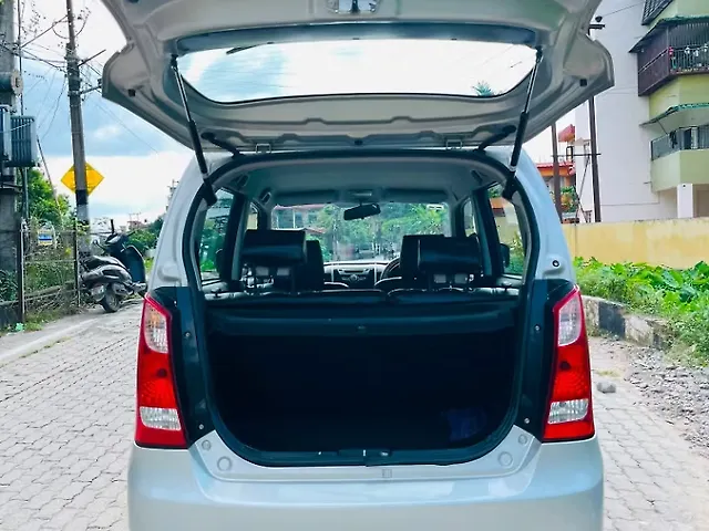 Used Maruti Suzuki Wagon R 1.0 [2014-2019] VXI in Guwahati