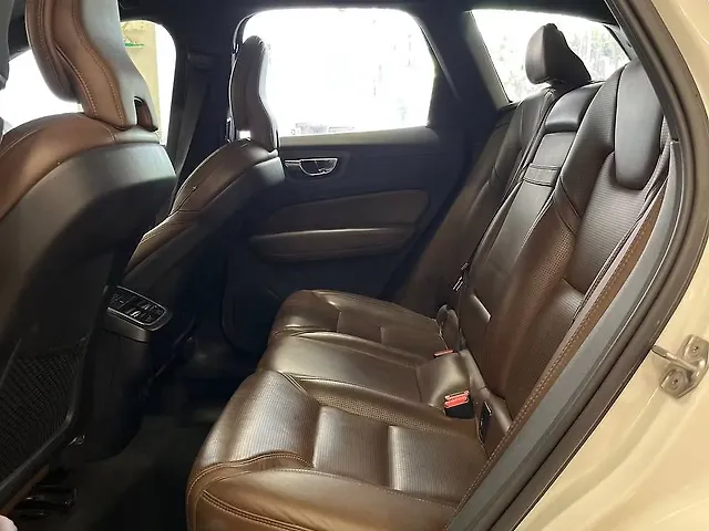 Used Volvo XC60 [2017-2021] D5 Inscription in Hyderabad