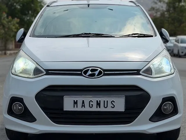 Used 2014 Hyundai Grand i10 in Mumbai