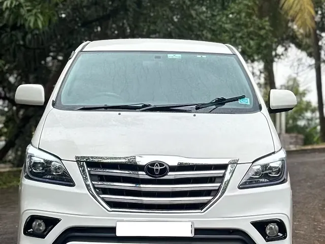 Used 2015 Toyota Innova in Kochi Used 2015 Toyota Innova in Kochi