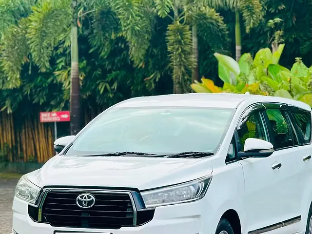 Used 2017 Toyota Innova Crysta in Kochi Used 2017 Toyota Innova Crysta in Kochi