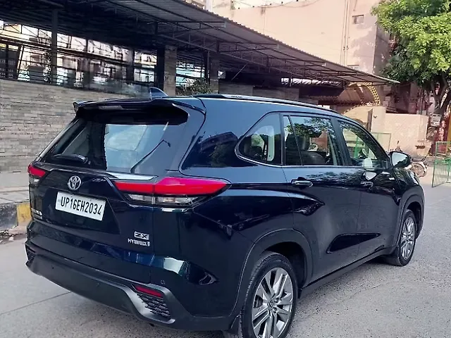 Used Toyota Innova Hycross ZX Hybrid (Electric + Petrol) Automatic (e-CVT) 7 STR in Delhi Used Toyota Innova Hycross ZX Hybrid (Electric + Petrol) Automatic (e-CVT) 7 STR in Delhi
