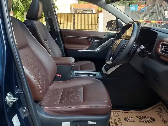 Used Toyota Innova Hycross ZX Hybrid (Electric + Petrol) Automatic (e-CVT) 7 STR in Delhi Used Toyota Innova Hycross ZX Hybrid (Electric + Petrol) Automatic (e-CVT) 7 STR in Delhi