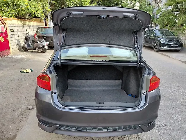Used Honda City 4th Generation V Petrol [2017-2019] in Chennai