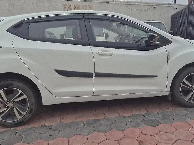 Used Tata Altroz [2020-2025] XZ (O) Petrol in Ranchi