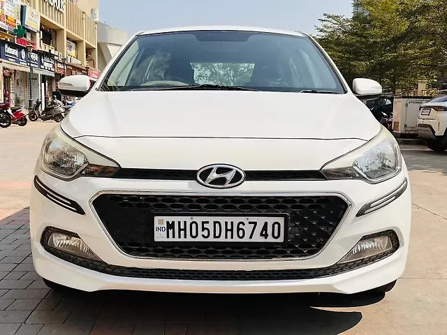 Used 2017 Hyundai i20 Active in Mumbai
