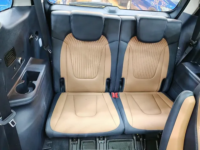 Used Hyundai Alcazar [2023-2024] Signature (O) 6 STR 1.5 Petrol DCT in Bangalore