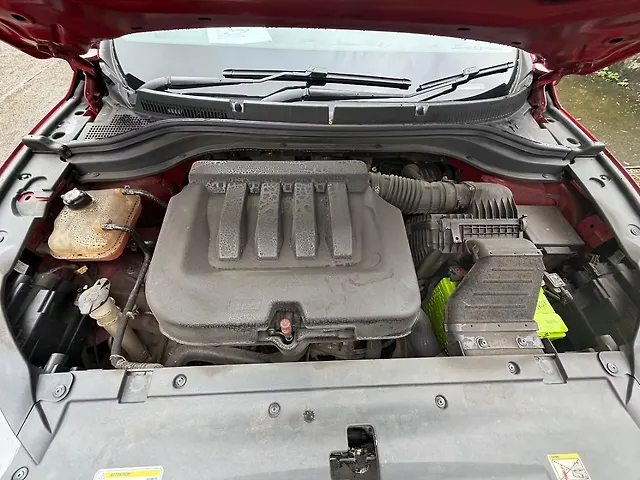 Used Mahindra Old Generation XUV700 AX 7 Petrol AT 7 STR [2023-2024] in Mumbai