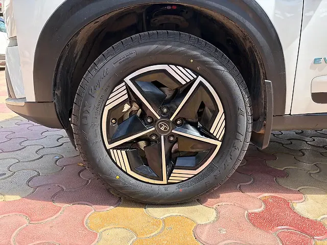Used Tata Nexon EV Empowered 30.0 kWh in Mumbai Used Tata Nexon EV Empowered 30.0 kWh in Mumbai