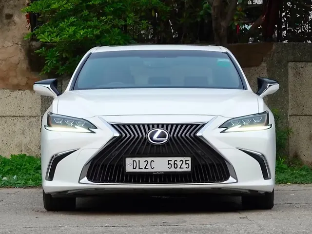 Used 2019 Lexus ES in Delhi