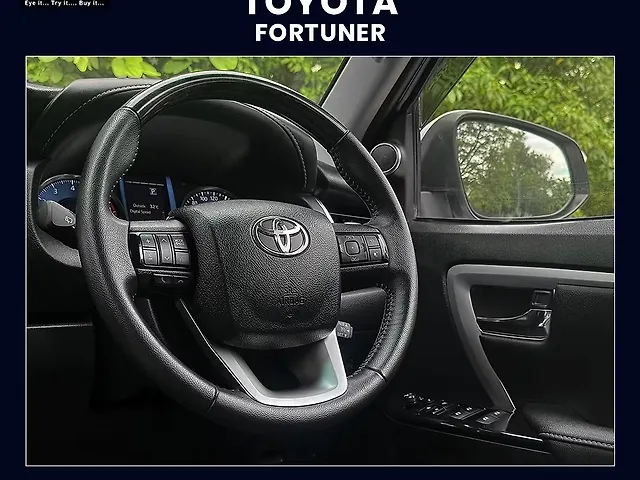Used Toyota Fortuner 4x2 2WD Petrol 2.7L Automatic in Delhi Used Toyota Fortuner 4x2 2WD Petrol 2.7L Automatic in Delhi