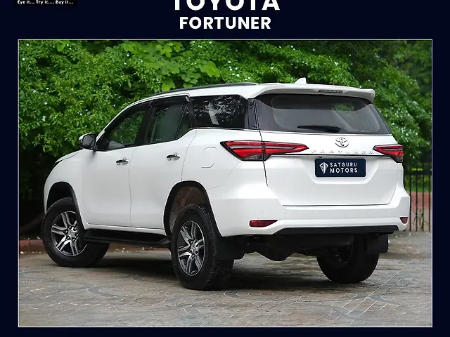 Used Toyota Fortuner 4x2 2WD Petrol 2.7L Automatic in Delhi Used Toyota Fortuner 4x2 2WD Petrol 2.7L Automatic in Delhi