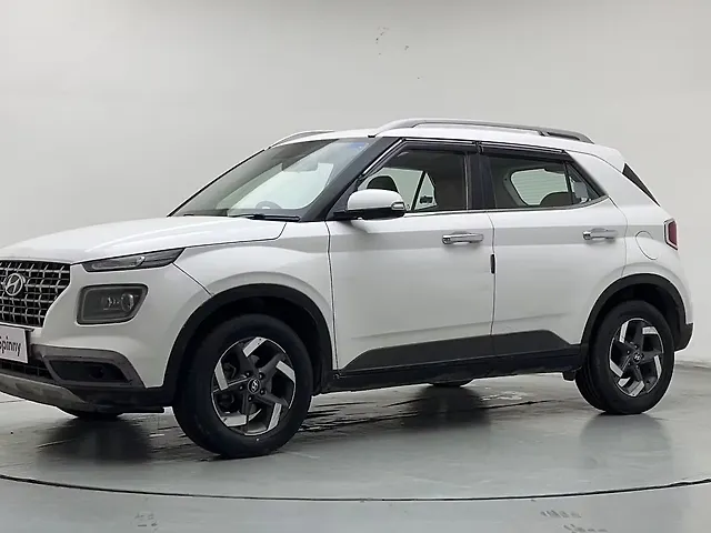 Used 2021 Hyundai Venue in Delhi