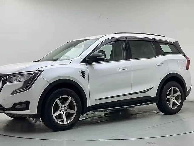 Used 2022 Mahindra XUV700 in Delhi