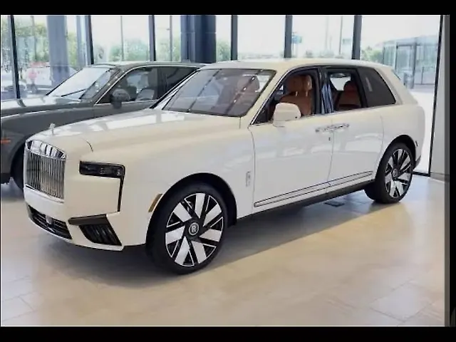 Used Rolls-Royce Cullinan SUV in Delhi