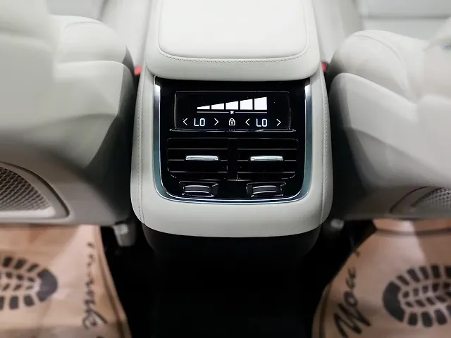 Used Volvo XC90 B5 Ultra in Delhi Used Volvo XC90 B5 Ultra in Delhi