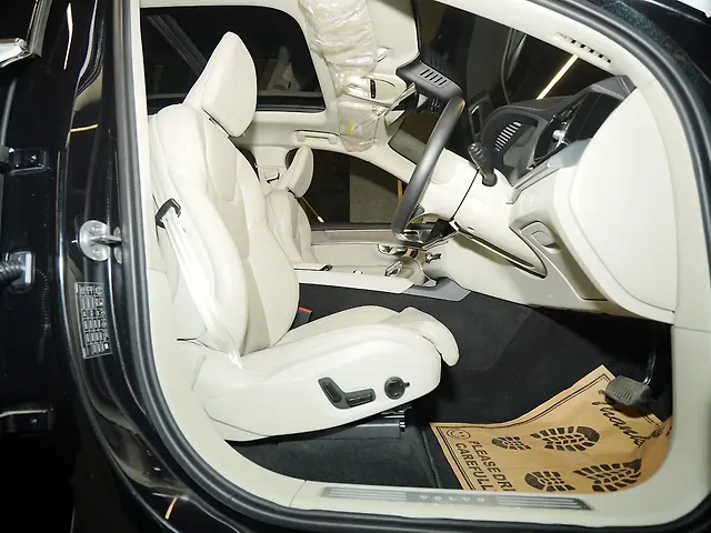Used Volvo XC90 B5 Ultra in Delhi Used Volvo XC90 B5 Ultra in Delhi