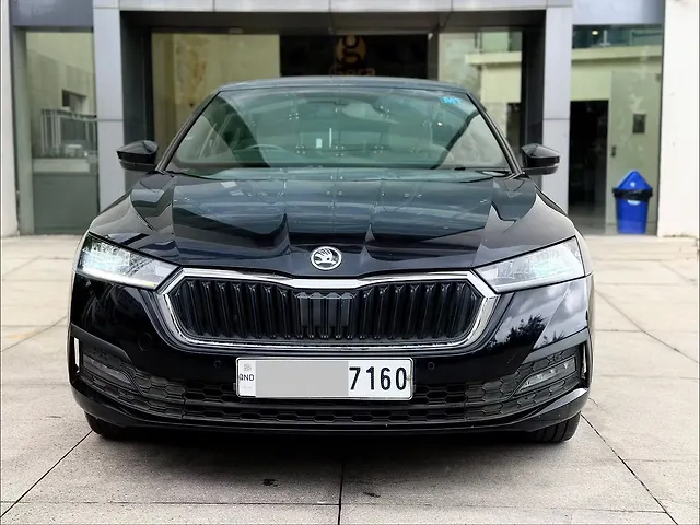 Used 2021 Skoda Octavia in Pune Used 2021 Skoda Octavia in Pune