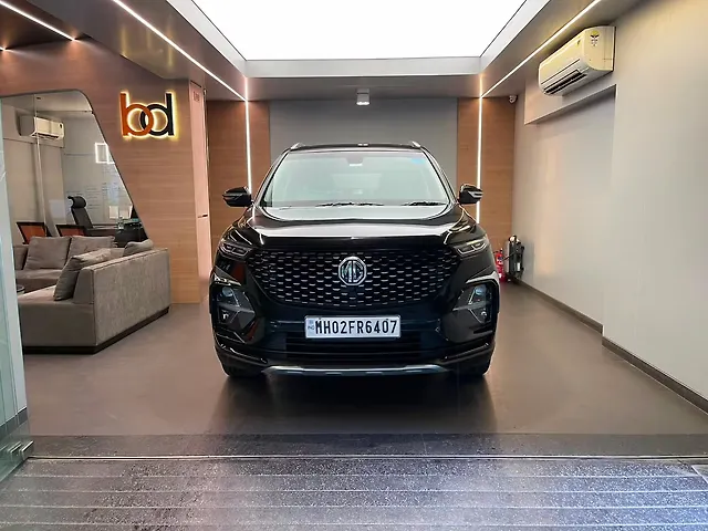 Used 2022 MG Hector Plus in Mumbai