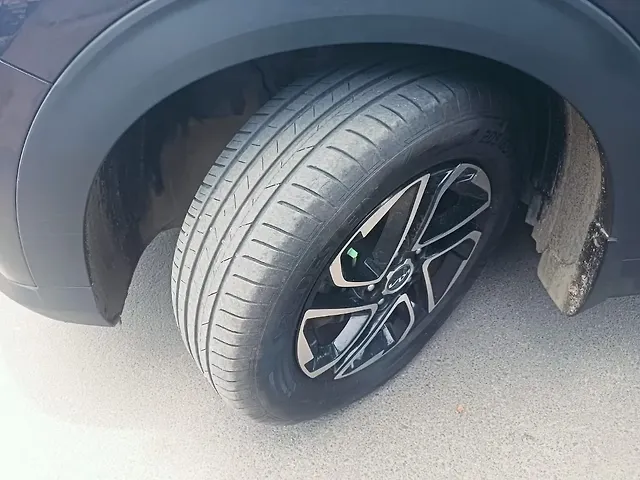 Used Kia Carens [2022-2023] Prestige Plus 1.4 Petrol MT 7 STR in Chennai