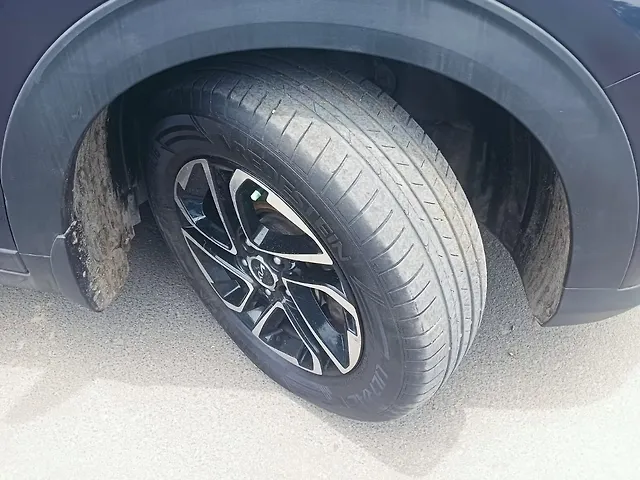 Used Kia Carens [2022-2023] Prestige Plus 1.4 Petrol MT 7 STR in Chennai