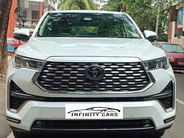 Used 2024 Toyota Innova Hycross in Bangalore Used 2024 Toyota Innova Hycross in Bangalore