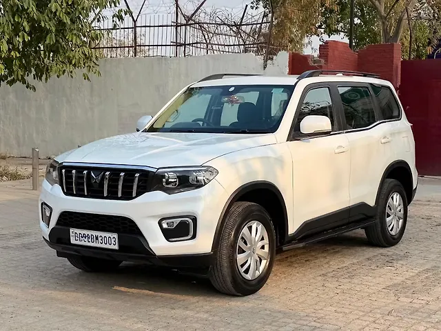 Used Mahindra Scorpio N Z4 Petrol MT 7 STR [2022] in Delhi