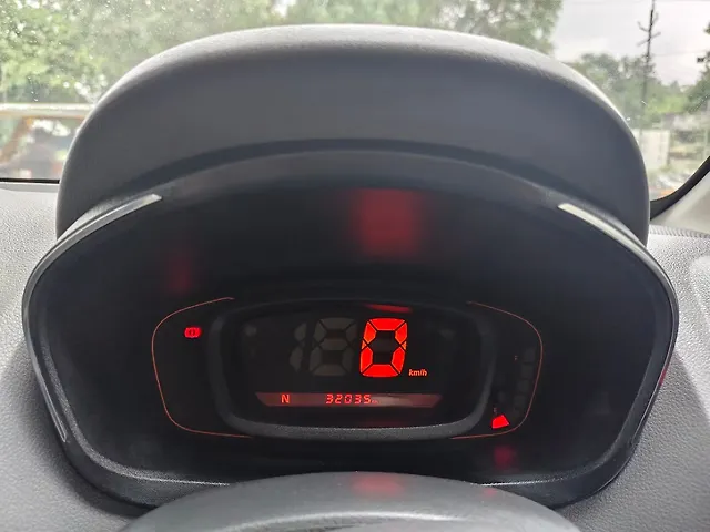 Used Renault Kwid [2015-2019] 1.0 RXT AMT Opt [2016-2019] in Nagpur