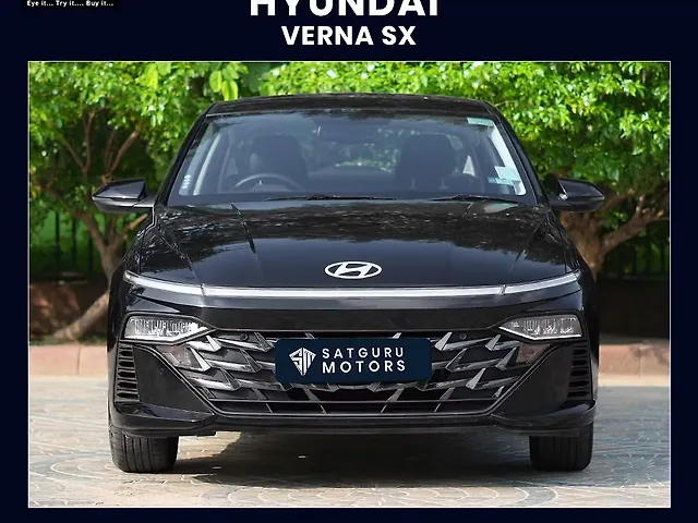 Used 2024 Hyundai Verna in Delhi Used 2024 Hyundai Verna in Delhi