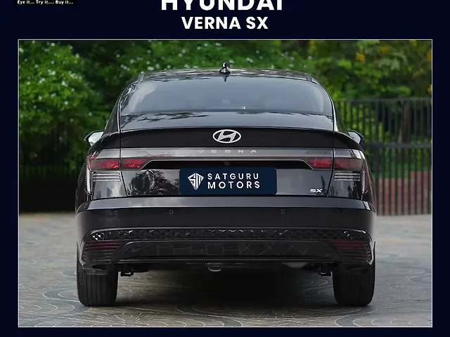 Used Hyundai Verna [2023-2026] SX Petrol 1.5L Automatic (CVT) in Delhi