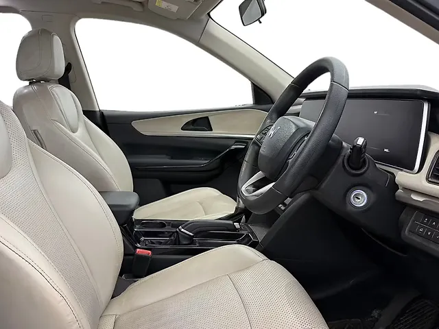 Used Mahindra Old Generation XUV700 AX 5 Petrol AT 5 STR [2021] in Gurgaon