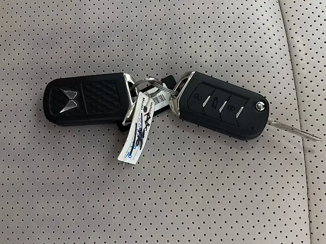 Used Mahindra Old Generation XUV700 AX 5 Petrol AT 5 STR [2021] in Gurgaon