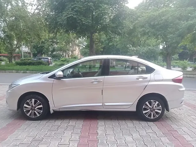 Used Honda City 4th Generation V CVT Petrol [2017-2019] in Chandigarh