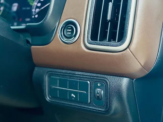 Used Mahindra Scorpio N Z8 L 2WD Petrol 2.0L Turbo Automatic 7 STR [2025-2026] in Delhi