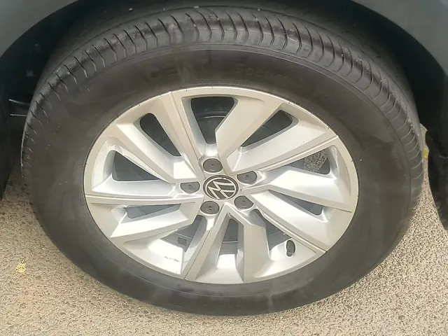 Used Volkswagen Taigun [2023-2026] Highline Petrol 1.0L Turbo Automatic (TC) in Bangalore