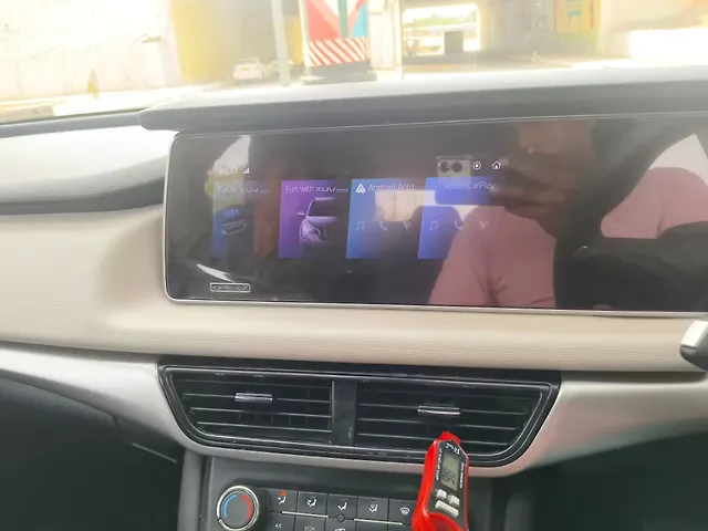 Used Mahindra Old Generation XUV700 AX 5 Petrol AT 5 STR [2021] in Delhi