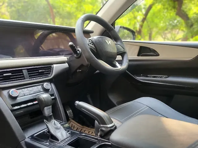 Used Mahindra Old Generation XUV700 AX 5 Petrol AT 5 STR [2021] in Delhi