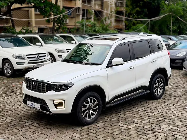 Used Mahindra Scorpio N Z8 T 2WD Diesel 2.2L Turbo Automatic 7 STR [2025-2026] in Mumbai