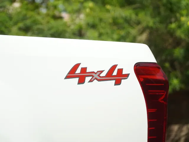 Used Isuzu V-Cross Z 4x4 4WD Diesel Turbo Manual [2024-2026] in Delhi
