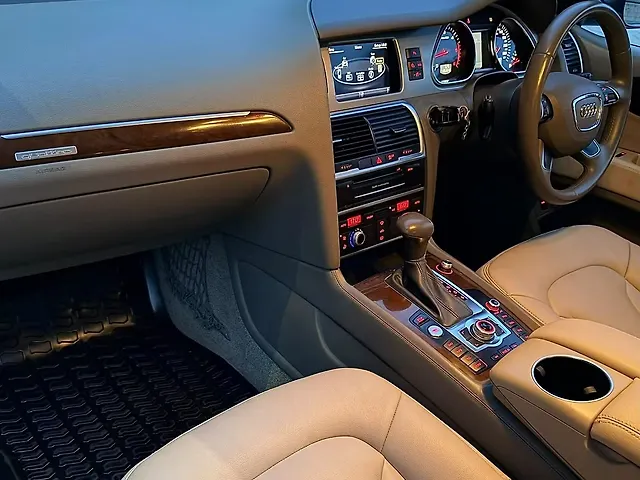 Used Audi Q7 [2010 - 2015] 35 TDI Technology Pack + Sunroof in Chandigarh