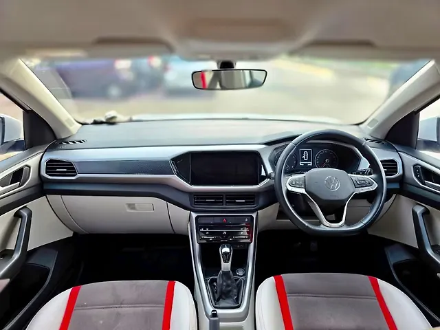 Used Volkswagen Taigun [2023-2026] Highline 1.0 TSI AT [2023-2024] in Mumbai
