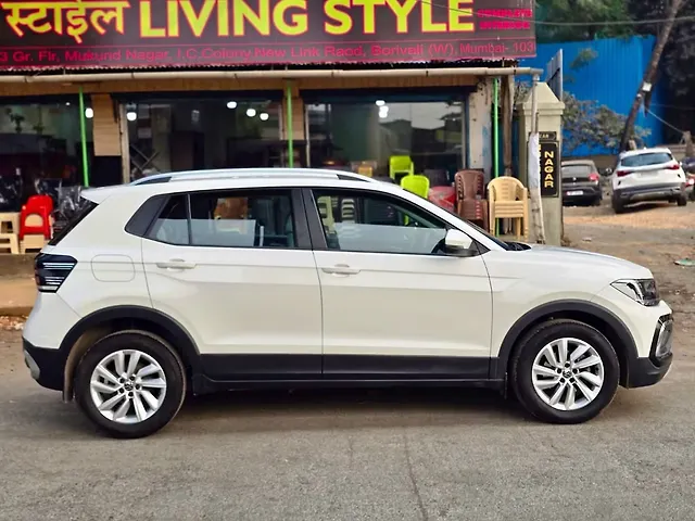 Used Volkswagen Taigun [2023-2026] Highline 1.0 TSI AT [2023-2024] in Mumbai