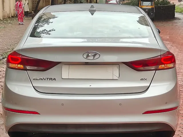 Used Hyundai Elantra SX (O) 2.0 AT in Mumbai