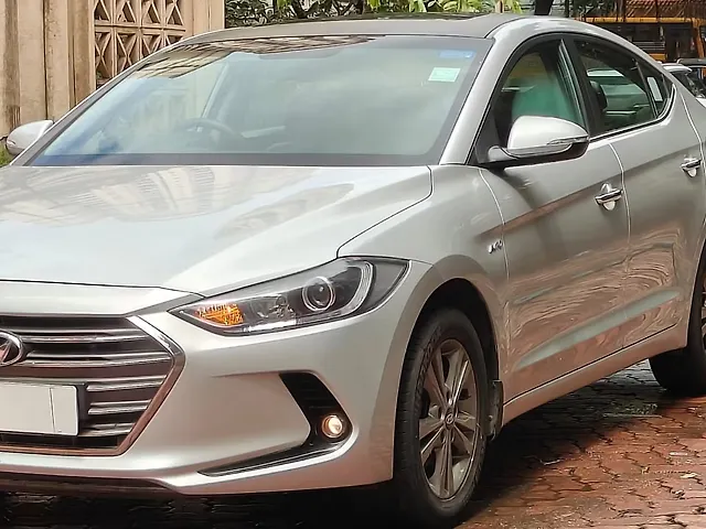 Used Hyundai Elantra SX (O) 2.0 AT in Mumbai