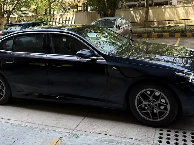 Used BMW 5-Series LWB 530Li Petrol 2.0L Turbo Automatic Aluminium Satinated in Meerut Used BMW 5-Series LWB 530Li Petrol 2.0L Turbo Automatic Aluminium Satinated in Meerut