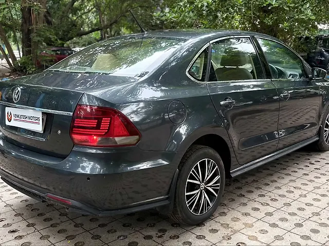 Used Volkswagen Vento Highline 1.6 (P) in Kolkata