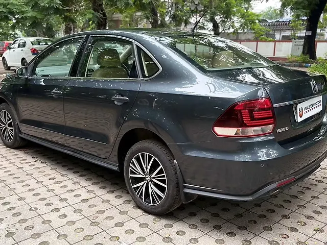 Used Volkswagen Vento Highline 1.6 (P) in Kolkata
